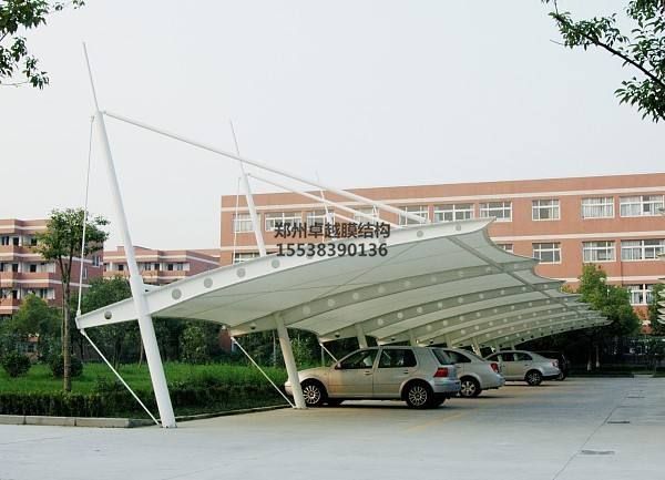 湘潭<font color='red'>膜結(jié)構(gòu)車棚</font>【湘潭交通發(fā)展集團等】施工案例