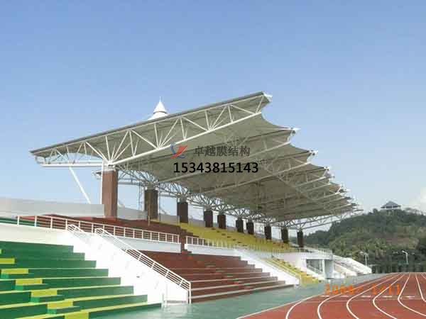 上?？磁_(tái)膜結(jié)構(gòu)遮陽棚/主席臺(tái)頂篷/舞臺(tái)雨棚廠家