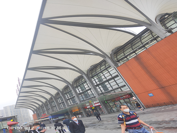 【PTFE膜結(jié)構(gòu)】上?；疖囌灸そY(jié)構(gòu)頂蓋