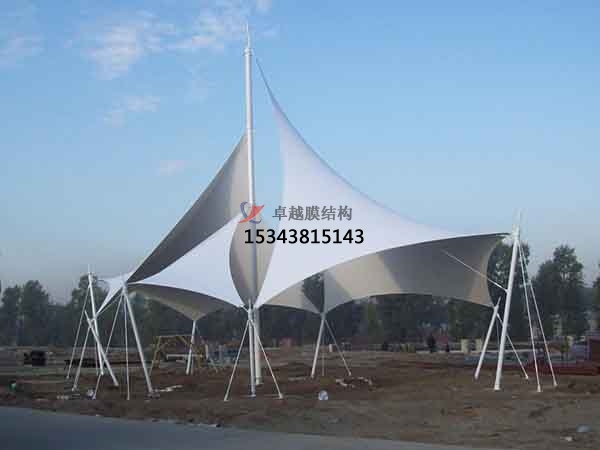 吳忠體膜結(jié)構(gòu)景觀罩棚【生產(chǎn)廠(chǎng)家】 　　