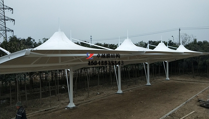 滄州膜結構高爾夫發(fā)球臺遮陽棚【設計公司】