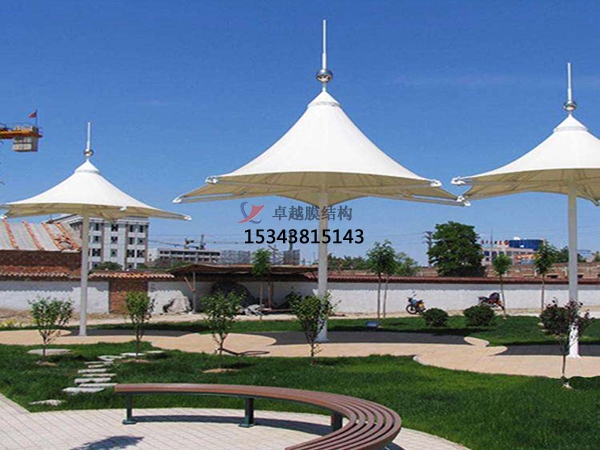 靖遠(yuǎn)<font color='red'>膜結(jié)構(gòu)停車棚</font>【設(shè)計(jì)生產(chǎn)安裝】