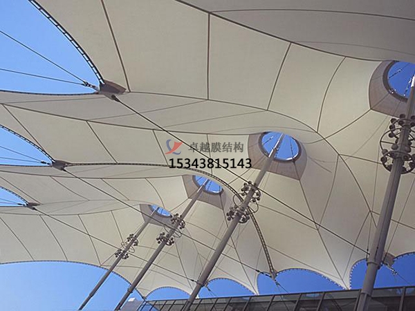 膜結(jié)構(gòu)多少錢一平方？