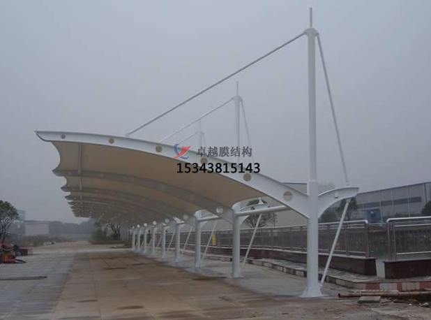 膜結(jié)構(gòu)停車(chē)棚的三大優(yōu)勢(shì)