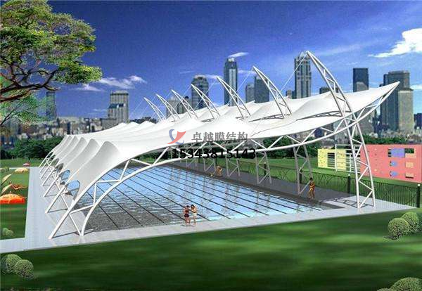 夏季露天游泳池怎么遮陽？