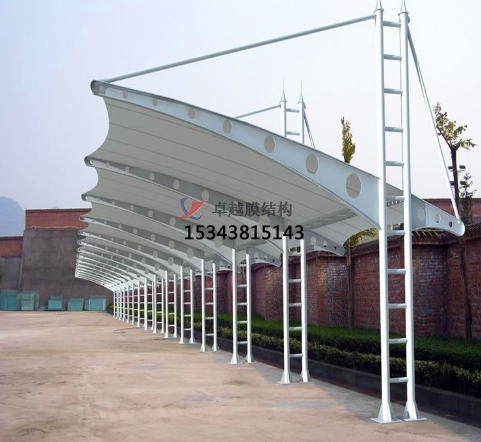 常見(jiàn)的膜結(jié)構(gòu)車(chē)棚保養(yǎng)方法